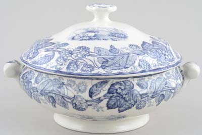 Vegetable Dish with Cover c1939